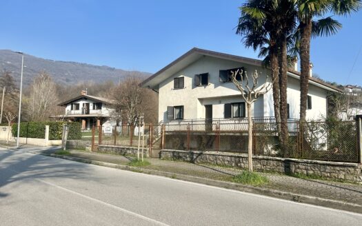 Villa indipendente con giardino di proprietà!