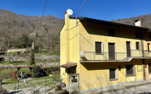 Graziosa casetta ad Attimis!