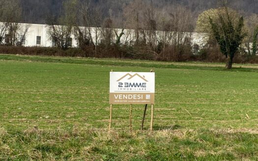 Terreno edificabile in vendita ad Attimis!