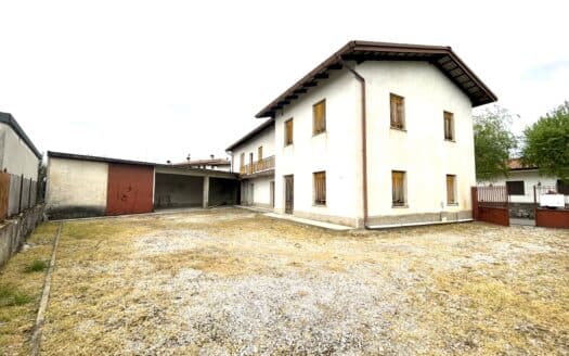 Casa colonica in centro paese!