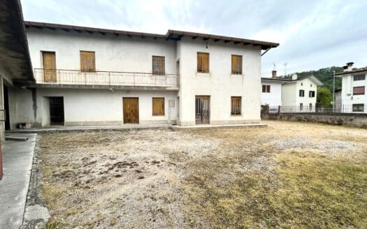 Casa colonica in centro paese!